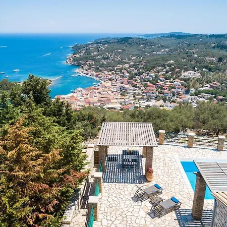 호텔 Delightful Paxos | 2 Bedrooms | Jizo | Breathtaking Sea/gaios Views And Private Pool | Loggos 4*